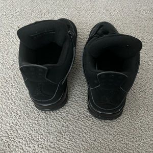 Jordan 4 Black Cat